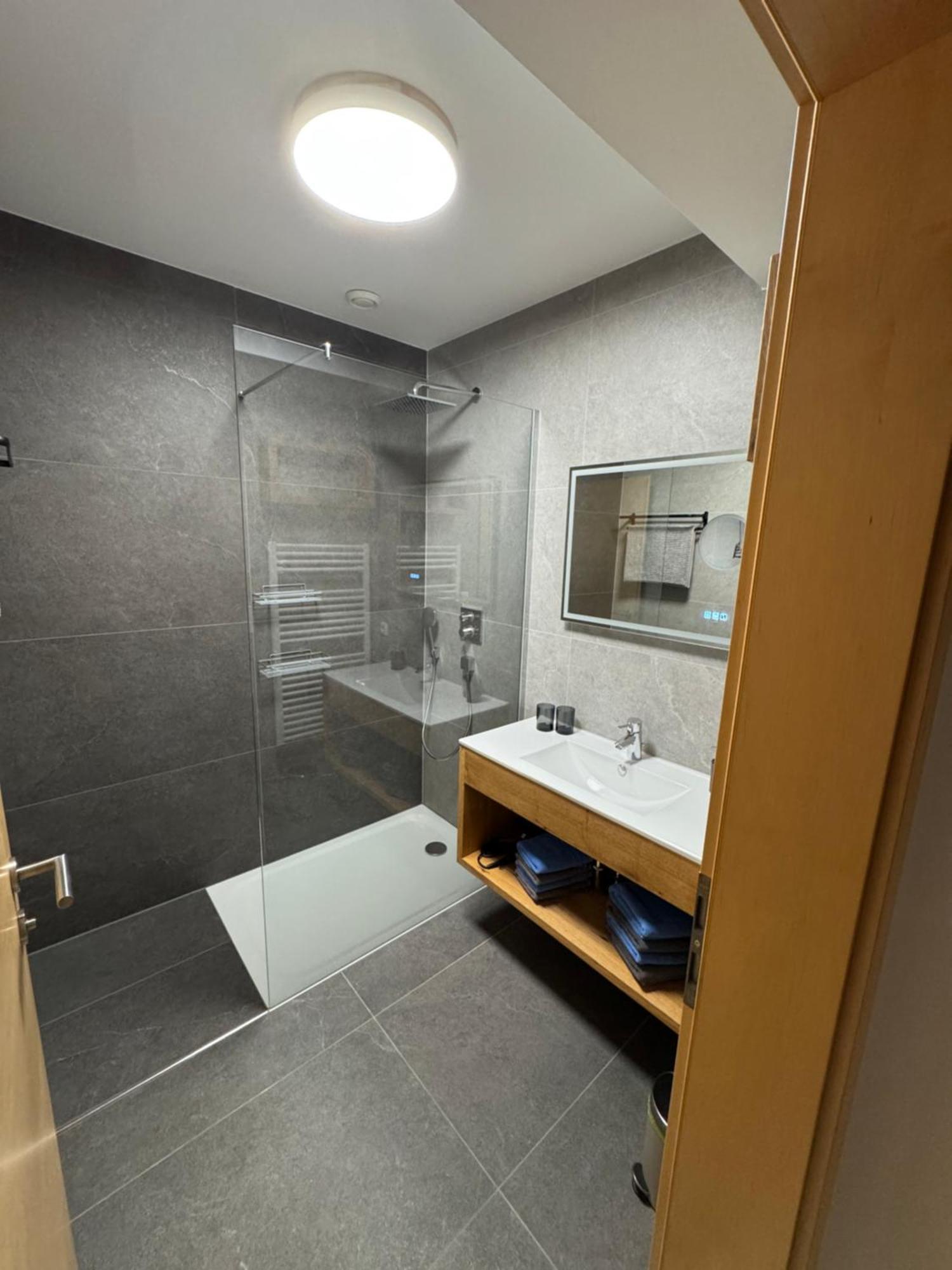 Ferienwohnung Walder Mayrhofen Ngoại thất bức ảnh